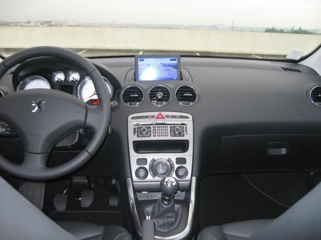 http://www.forum-peugeot.com/Forum/mesimages/17692/308 planche.jpg